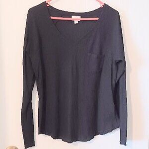 Jenni Entimates women's black sweater with rounded hem, size L